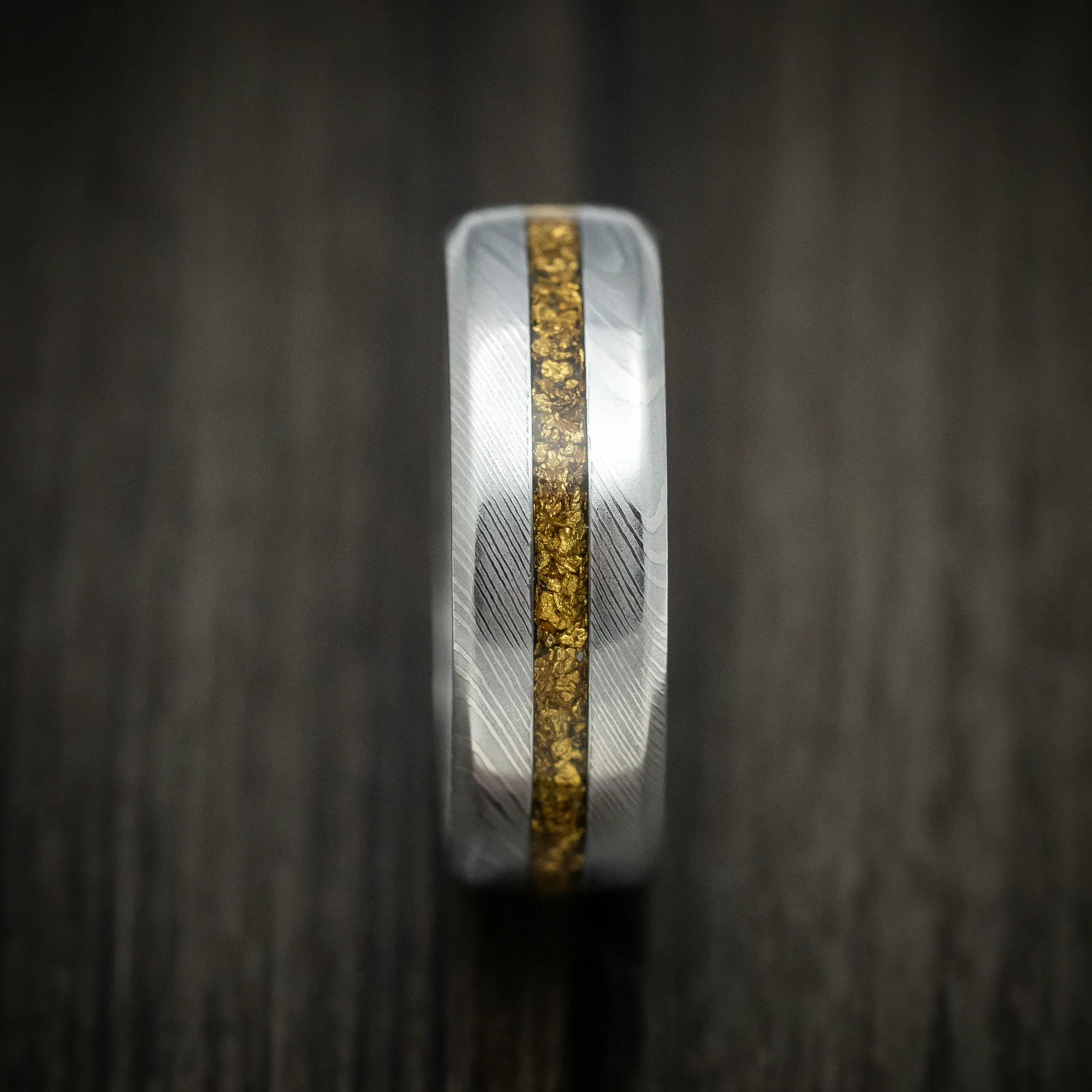 Damascus Steel Men's Ring with 24K Raw Gold Nugget and Antler Sleeve - Image 3